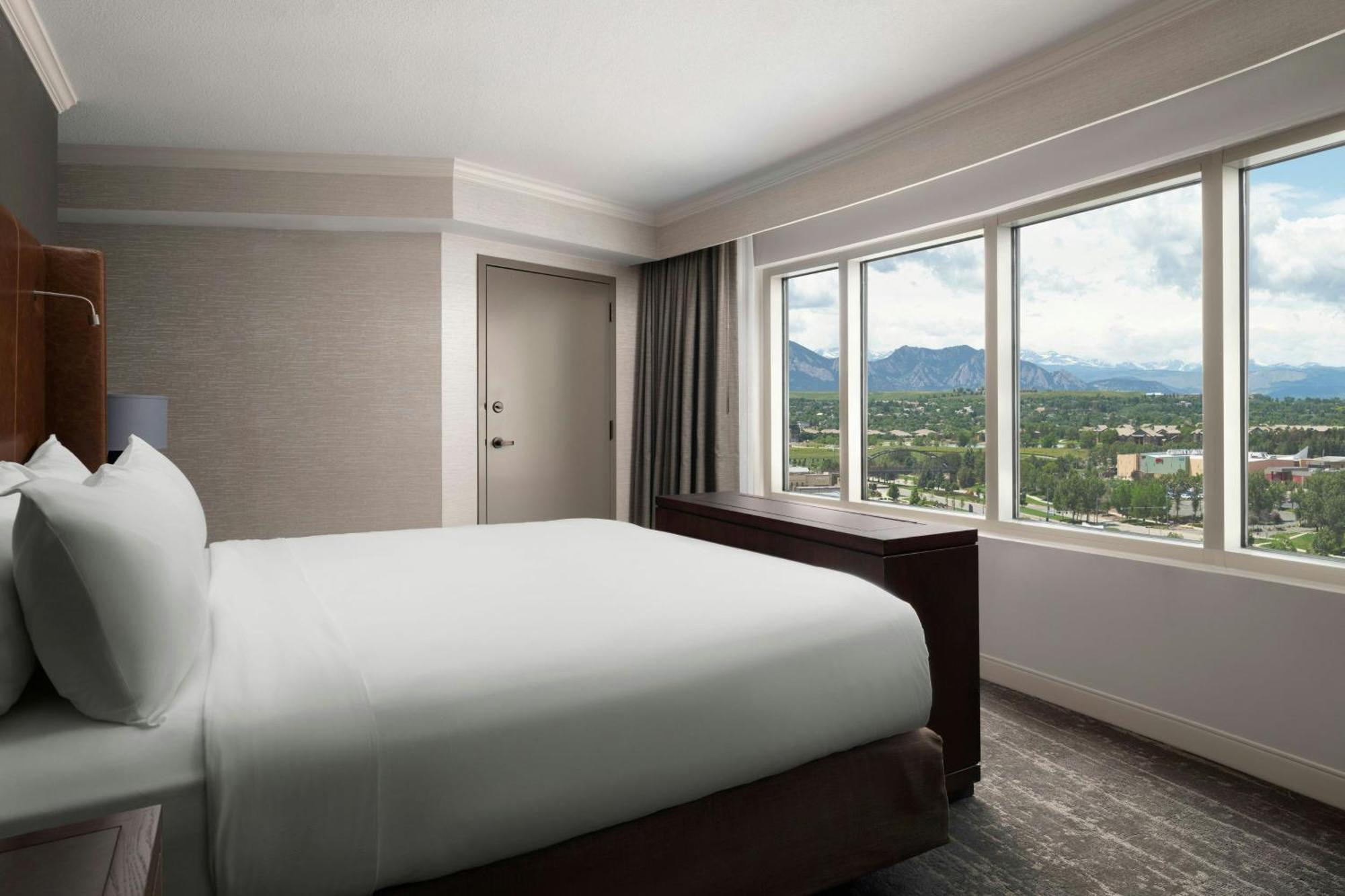 Renaissance Boulder Flatiron Hotel Брумфийлд Екстериор снимка